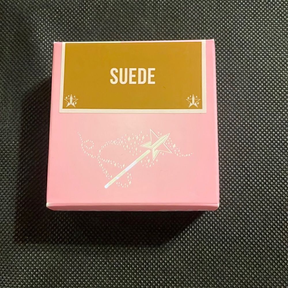Jeffree Star Cosmetics Setting Powder in suede